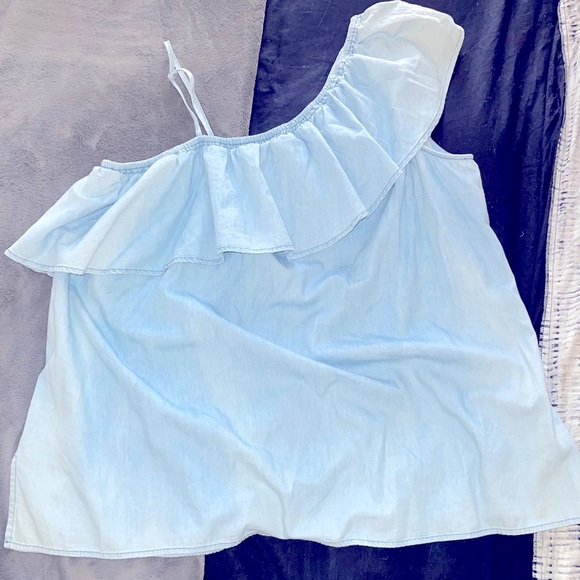 Lane Bryant Washed Denim Asymmetrical Top 22/24 NWT - Picture 1 of 2